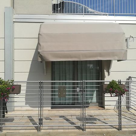 Hotel&Residence Cavalluccio Marino Rimini Esterno foto