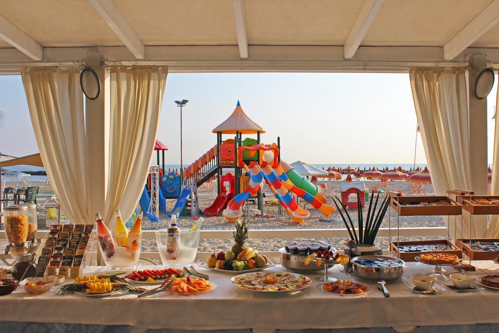 Hotel&Residence Cavalluccio Marino Rimini Esterno foto